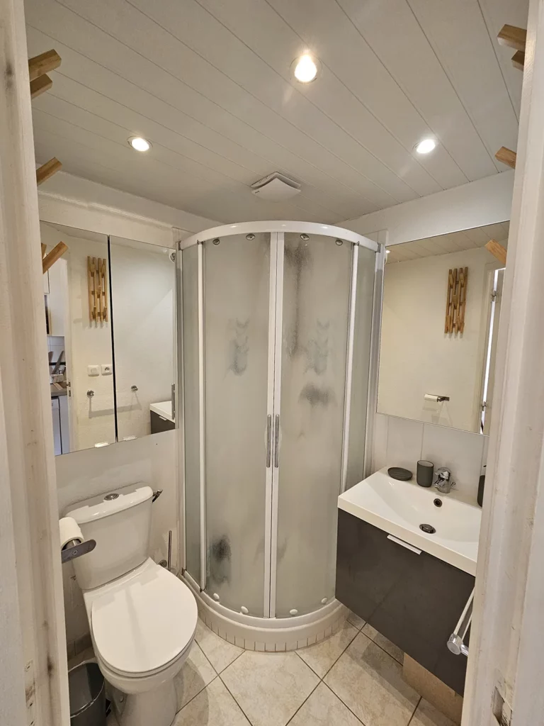 salle-de-bains-port-leucate
